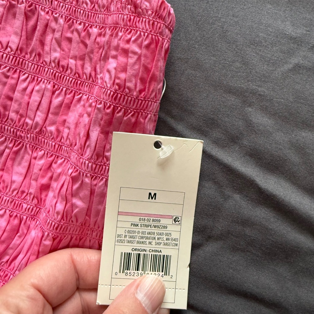 A New Day Smocked Tube Top Women Medium Pink NWT Adjustable Straps Cropped - Picture 5 of 6
